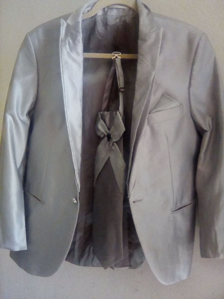 Costume 4 Pi�ces 350 La R�union (97)