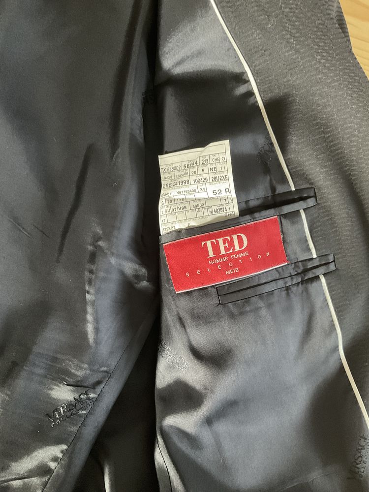 Costume Versace Bleu marine 200 Villers-l�s-Nancy (54)