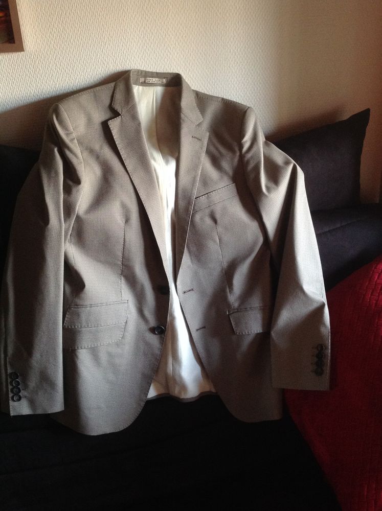 costume ZARA t46 pour la veste et 40 pour pantallon 45 Villepinte (93)