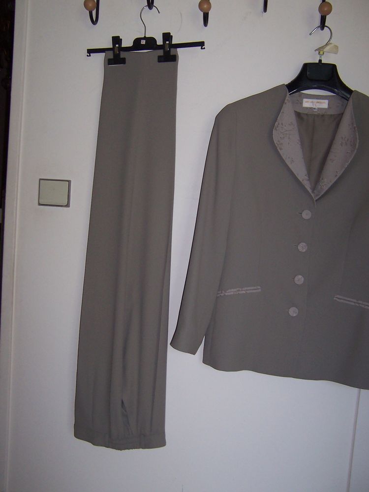 costume 65 �pinay-sur-Orge (91)