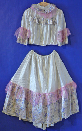 Costumes et d�guisements 350 Confracourt (70)