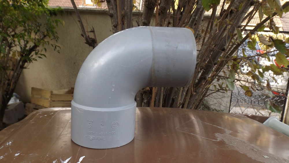 COUDE PVC DIAMETRE 100 1 Combs-la-Ville (77)