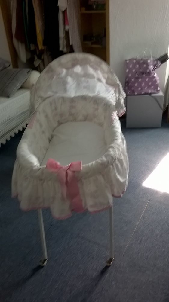 couffin b�b� 30 Le Luc (83)