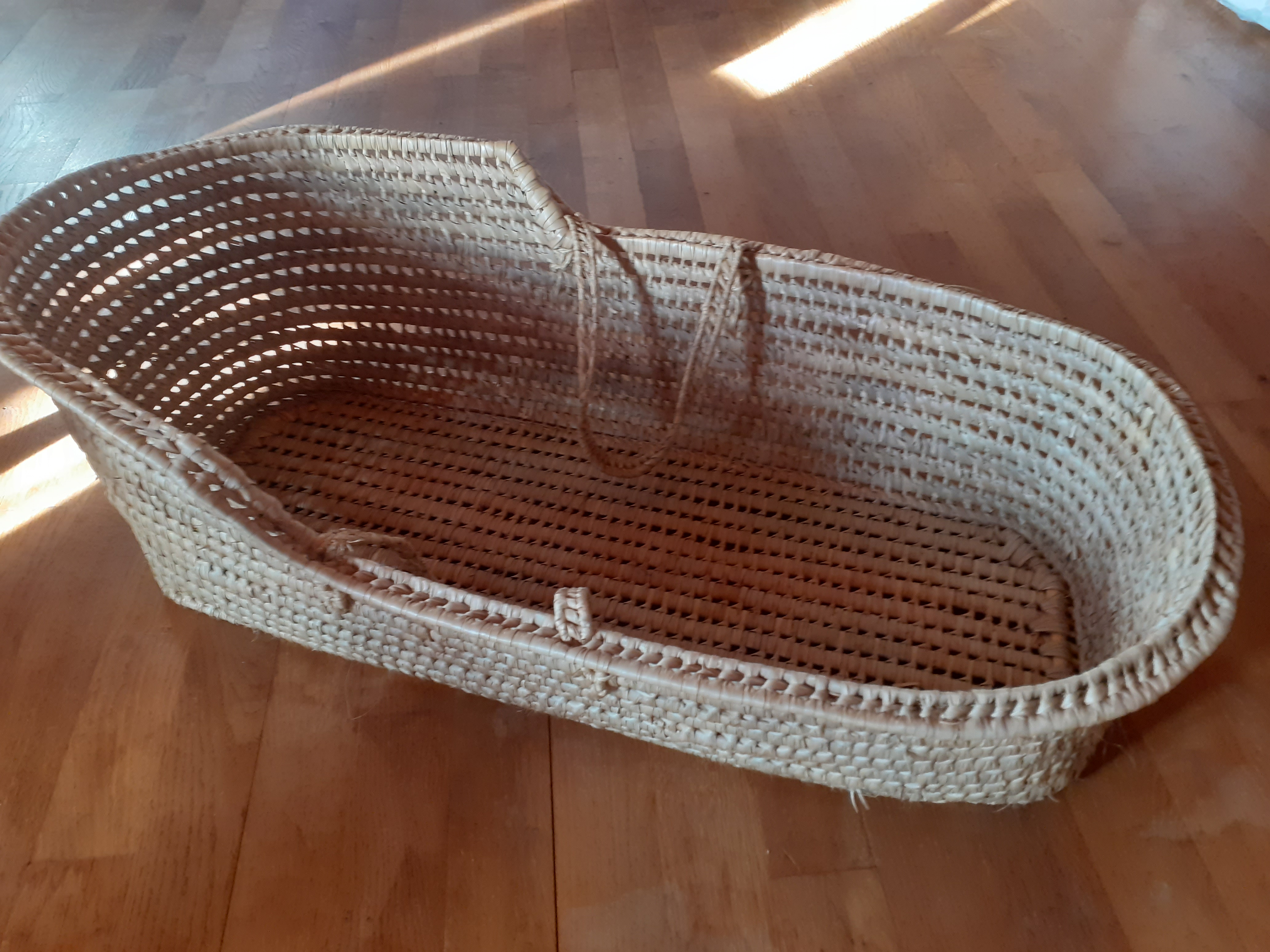 COUFFIN OSIER VINTAGE 80 La Charit�-sur-Loire (58)