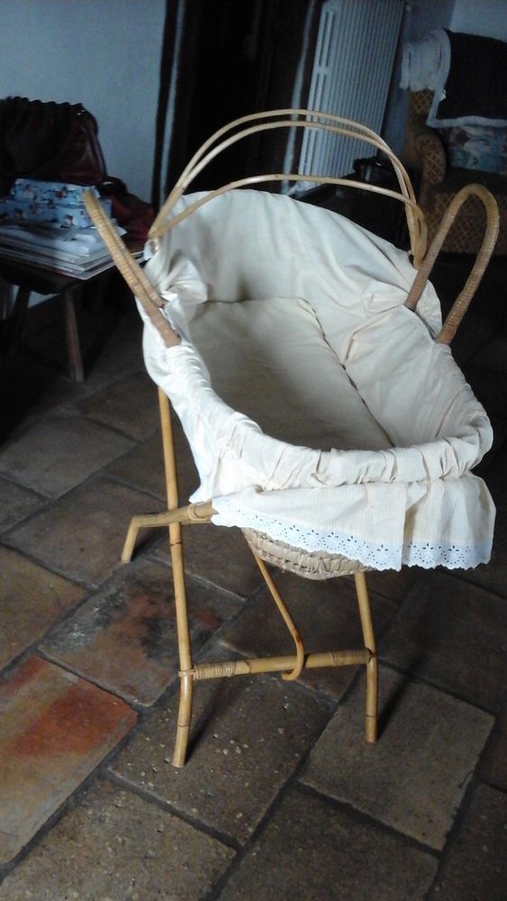 Couffin rotin 25 Labastide-de-L�vis (81)