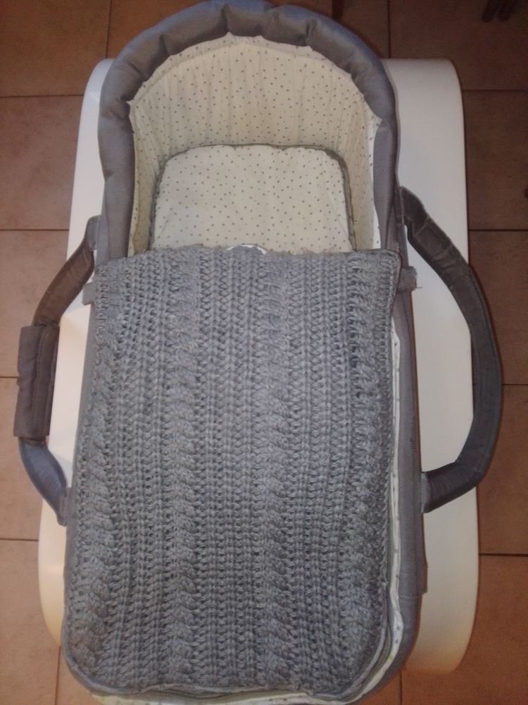 Couffin semi - rigide b�b� 70 Amailloux (79)