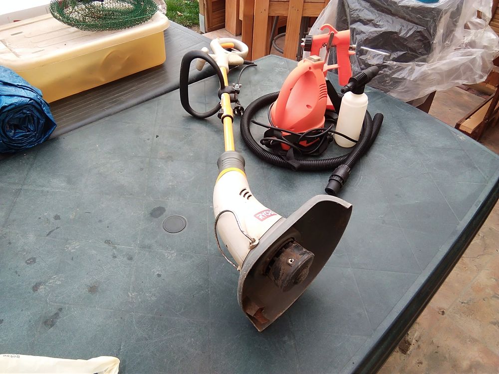 coup bordure, et pistolet � peinture. 10 Lun�ville (54)