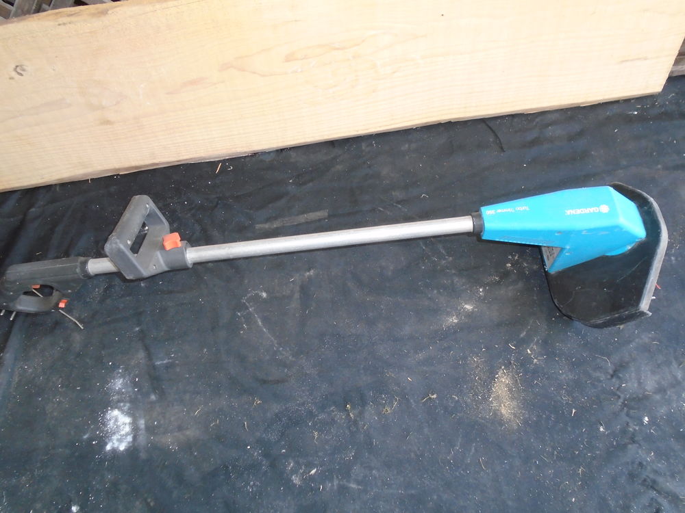 coupe bordure 25 Lu�on (85)