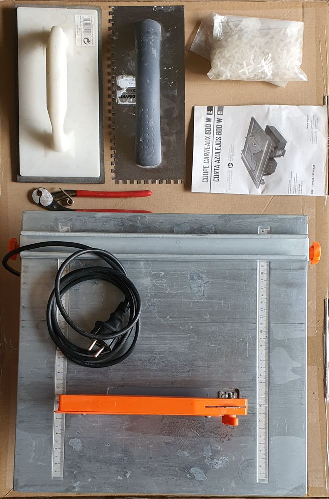 Coupe carreaux 40 Clermont-Ferrand (63)