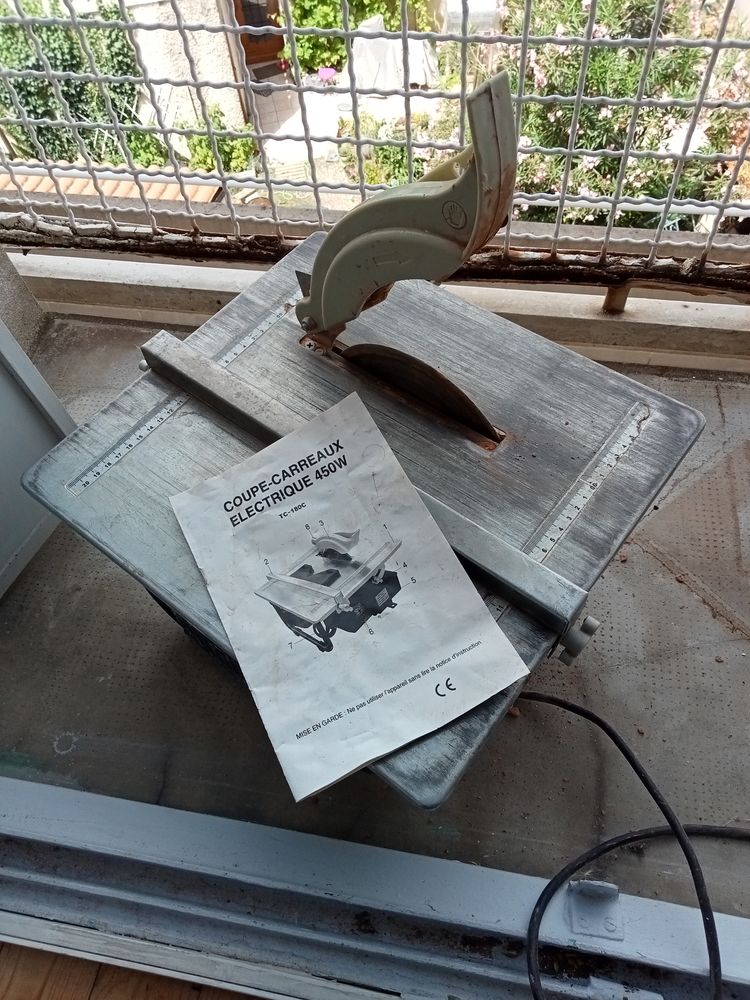 coupe carreaux 10 Beauvallon (26)