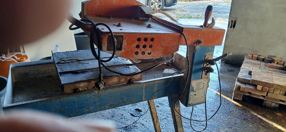 Coupe carrelage avec arrosage et disques diamant (plusieurs) 0 Saint-Andr�-de-Cubzac (33)