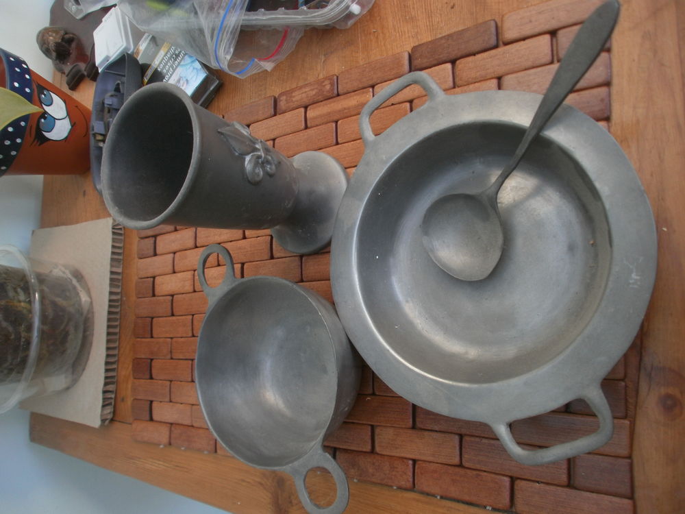 Coupe de fruits ancien en �tain d'art ovale 17 eme LXIII   t 0 Malicorne-sur-Sarthe (72)