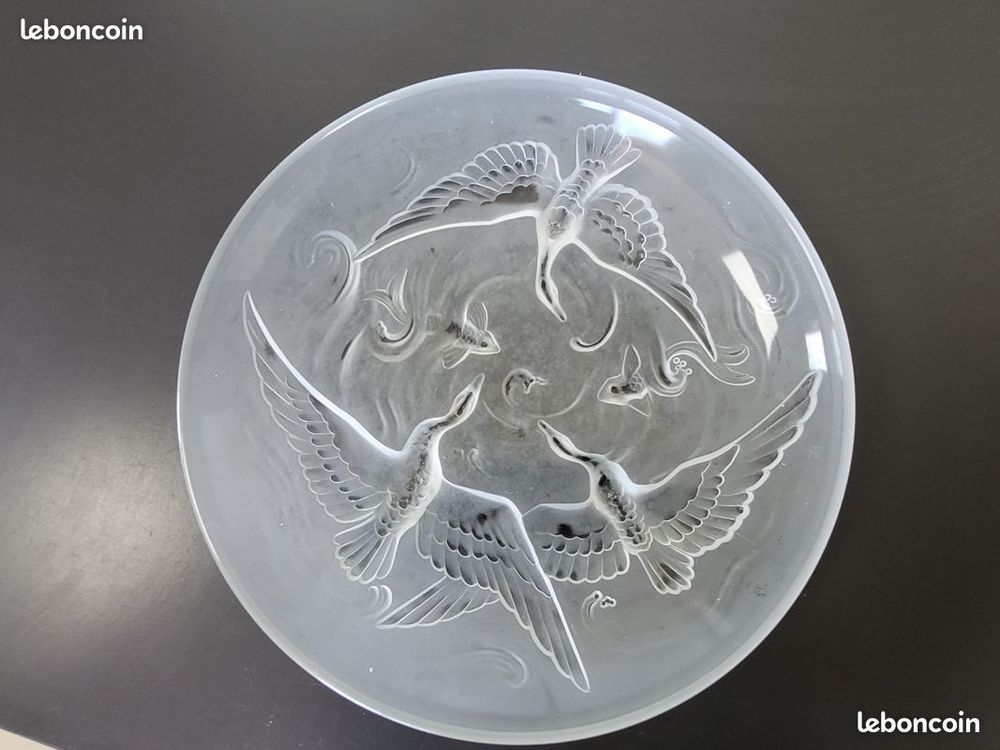 Coupe � fruits originale en verre d�poli art d�co 170 Saint-Ferr�ol-d'Auroure (43)