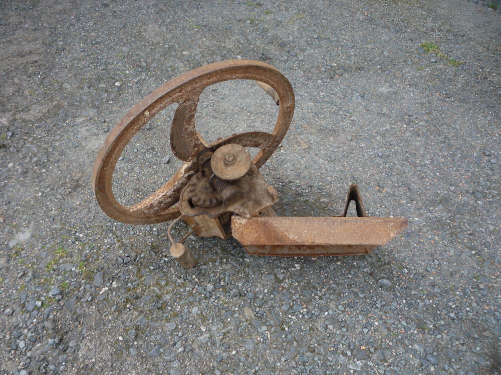 Coupe ortie / hachoir (LT)
45 Castres (81)