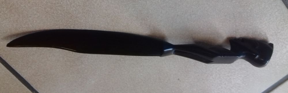 COUPE-PAPIER AFRICAIN en BOIS D'Eb�ne 10 Boucau (64)