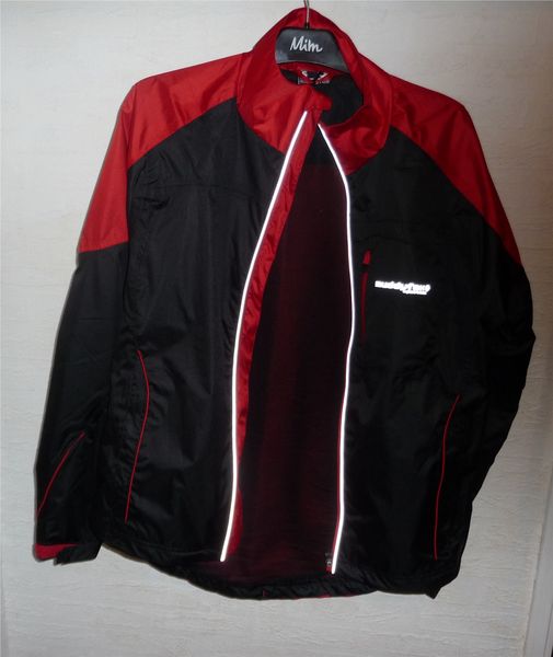 Coupe Vent  MUDDYFOX Taille SMAIL-Equipement du  cycliste- 59 Grigny (91)