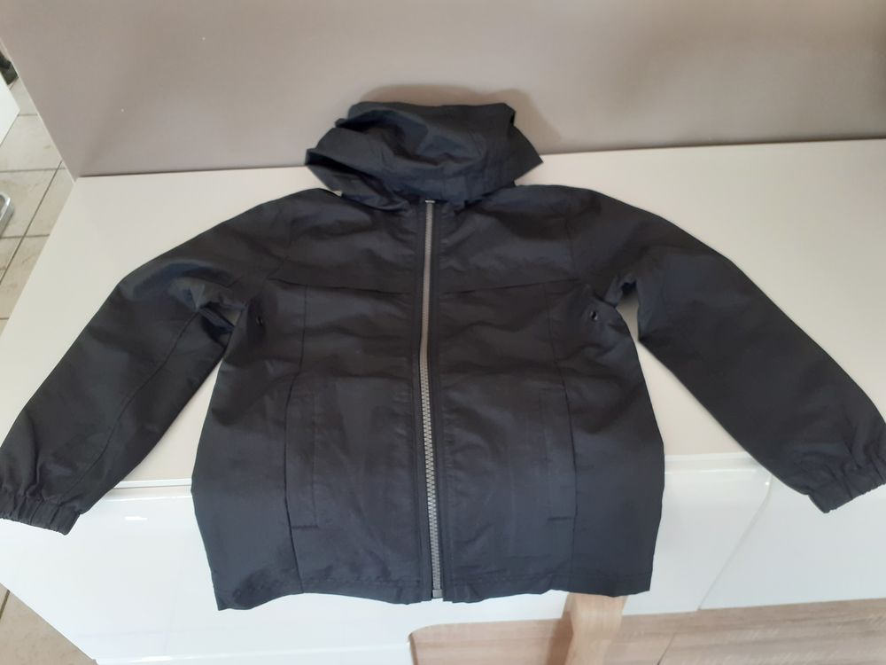 coupe vent noir kiabi 5 Retheuil (02)