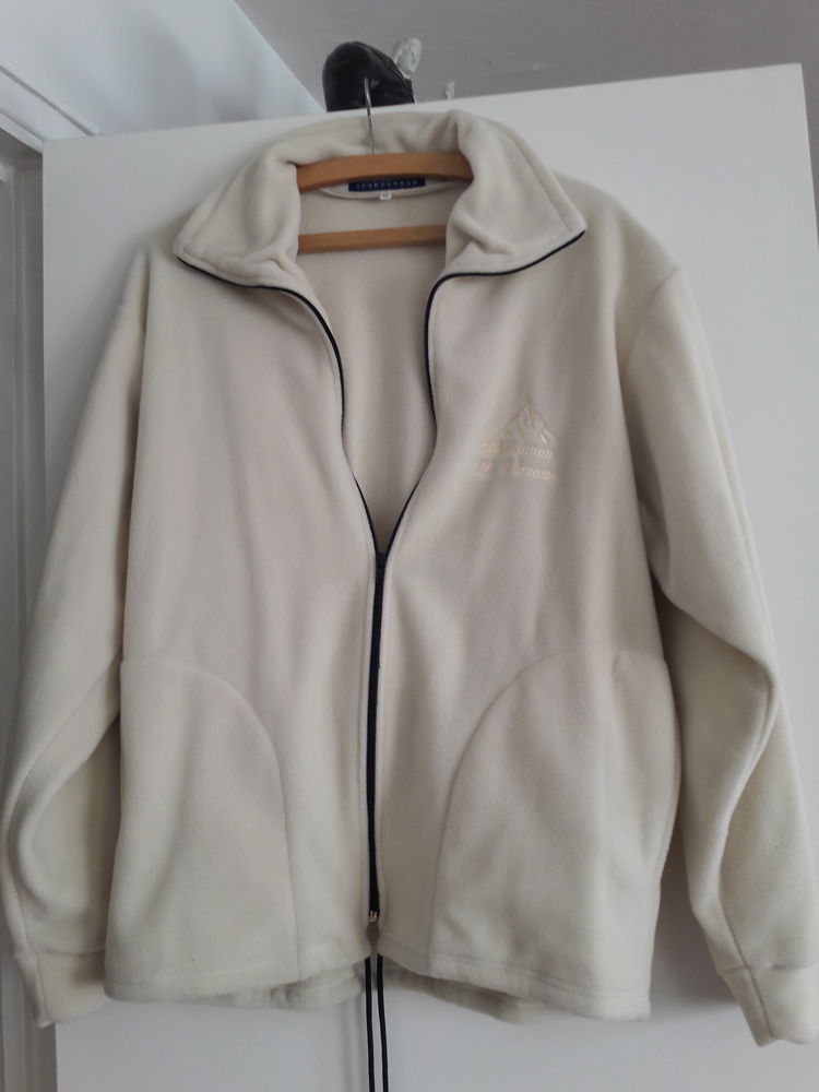 Coupe vent en polaire 20 Paris 12 (75)