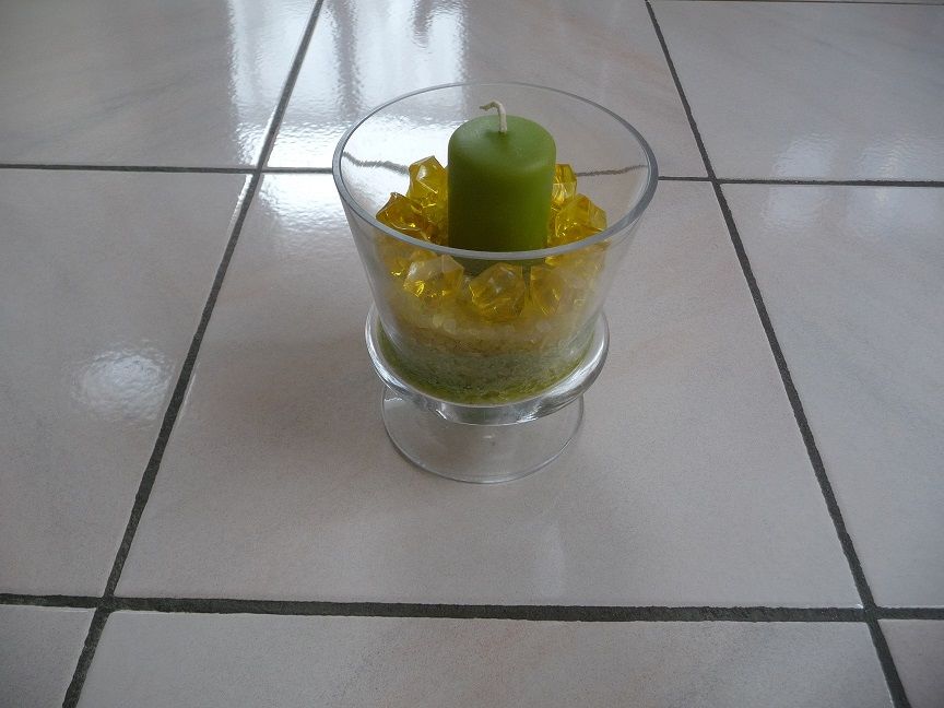Coupe verre + bougie sur sable vert & jaune NEUVE 12 Celles-sur-Belle (79)