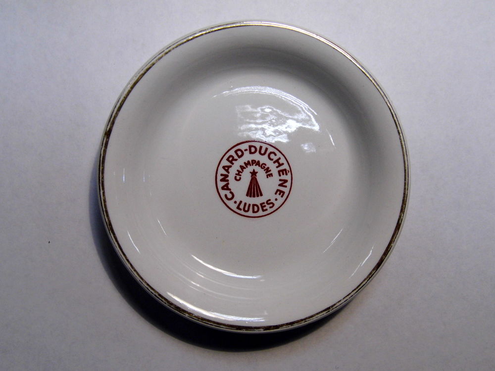 Coupelle publicit� CHAMPAGNE CANARD DUCHENE - KG LUNEVILLE 10 Dunkerque (59)