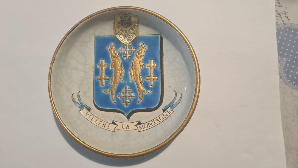 COUPELLE      54 VILLERS LA MONTAGNE?  Fa�ence de Longwy 45 Lucheux (80)