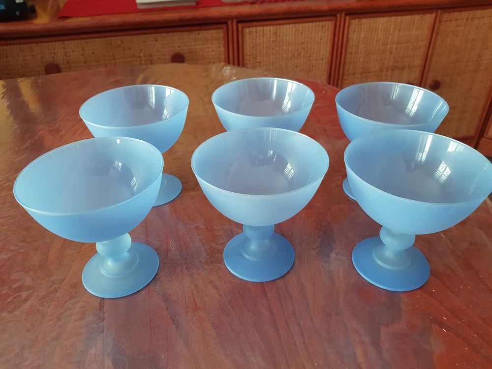 Lot de 6 coupelles � dessert en verre. 6 Rennes (35)
