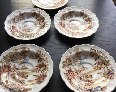 Coupelles en porcelaine anglaise 20 Fleury-les-Aubrais (45)