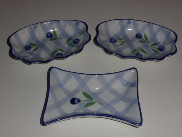 Lot de 3 coupelles quadrill�es bleu et blanc 8 Rueil-Malmaison (92)