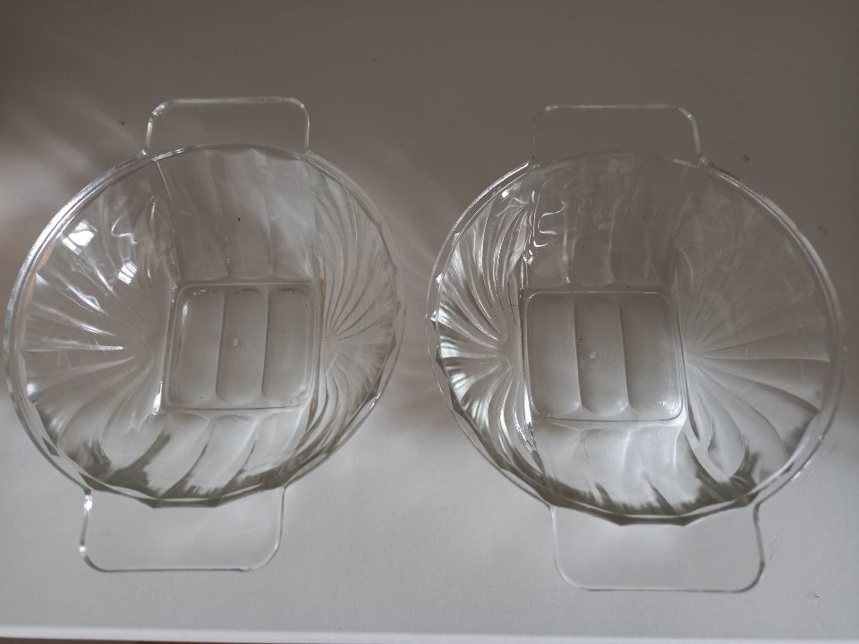 Lot de 2 coupelles en verre avec oreilles vintages 5 Villiers (86)