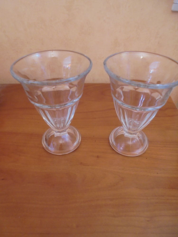 Coupe à Glace / Saladier Sur Pied En Acier Inoxydable - Hauteur 10.3cm - Pour Desserts, Fruits, Yaourt - Décoration De Table élégante