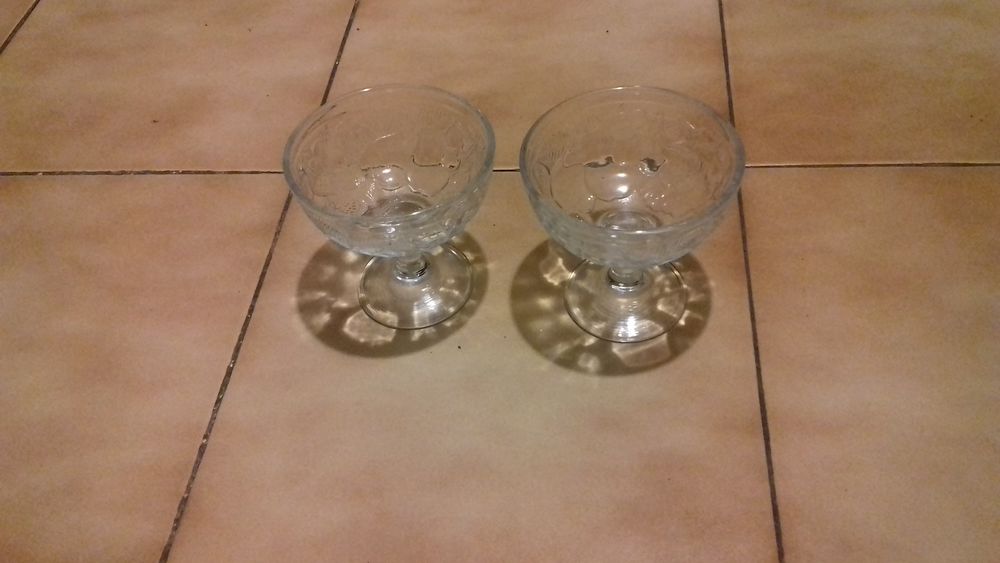 2 Coupes � glace
5 Sept�mes-les-Vallons (13)