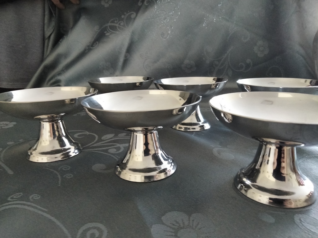 6 Coupes pour dessert ou glace en M�tal Argent� 8 La Rochelle (17)