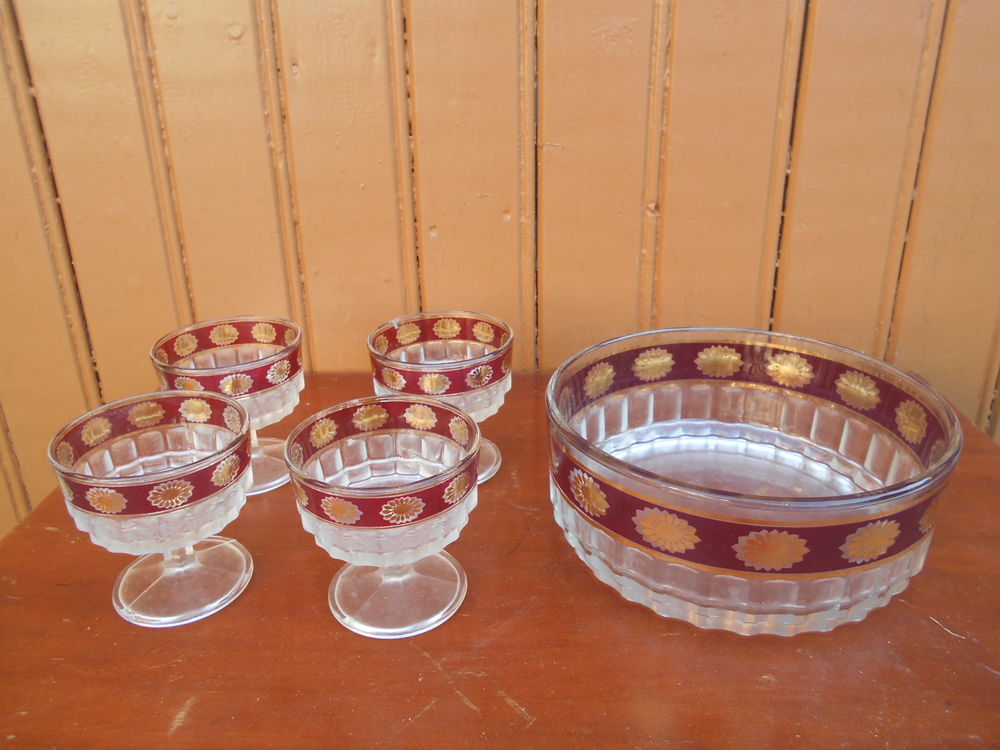 COUPES VERRE (5) + saladier rond 14 Dammarie-les-Lys (77)