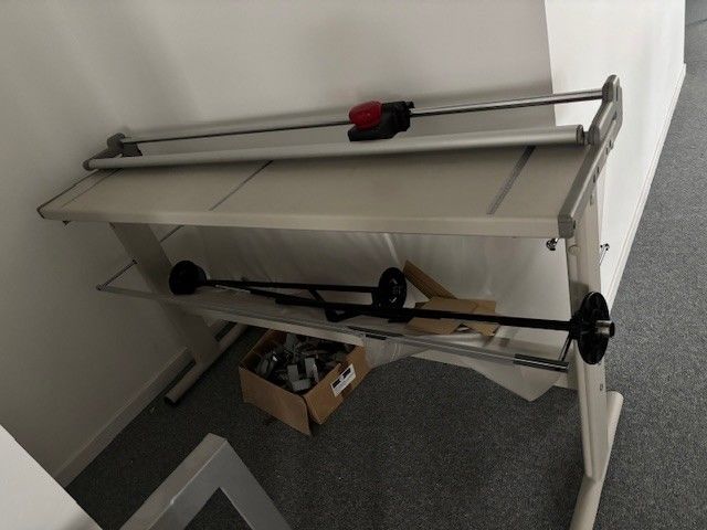 Coupeuse de plans manuelle TRIM 130 0 Dijon (21)