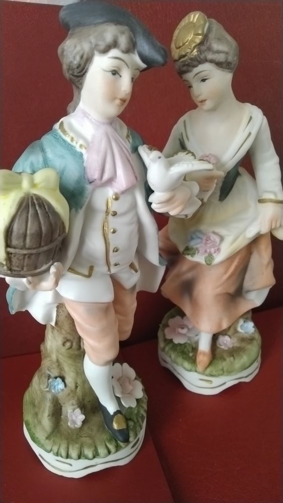 Couple porcelaine biscuit 6 Tilloy-l�s-Mofflaines (62)