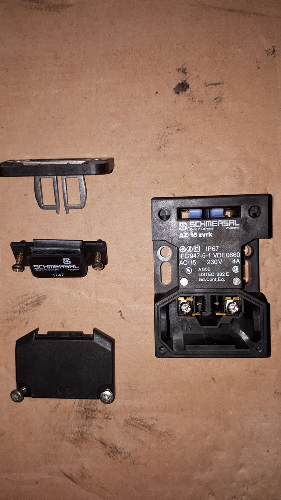 fin de course schmersal (159-160) 26 Vend�me (41)