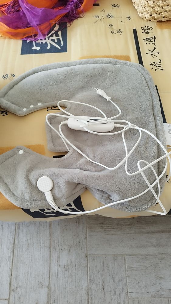 COUSSIN CERVICAL CHAUFFANT 15 Artix (64)