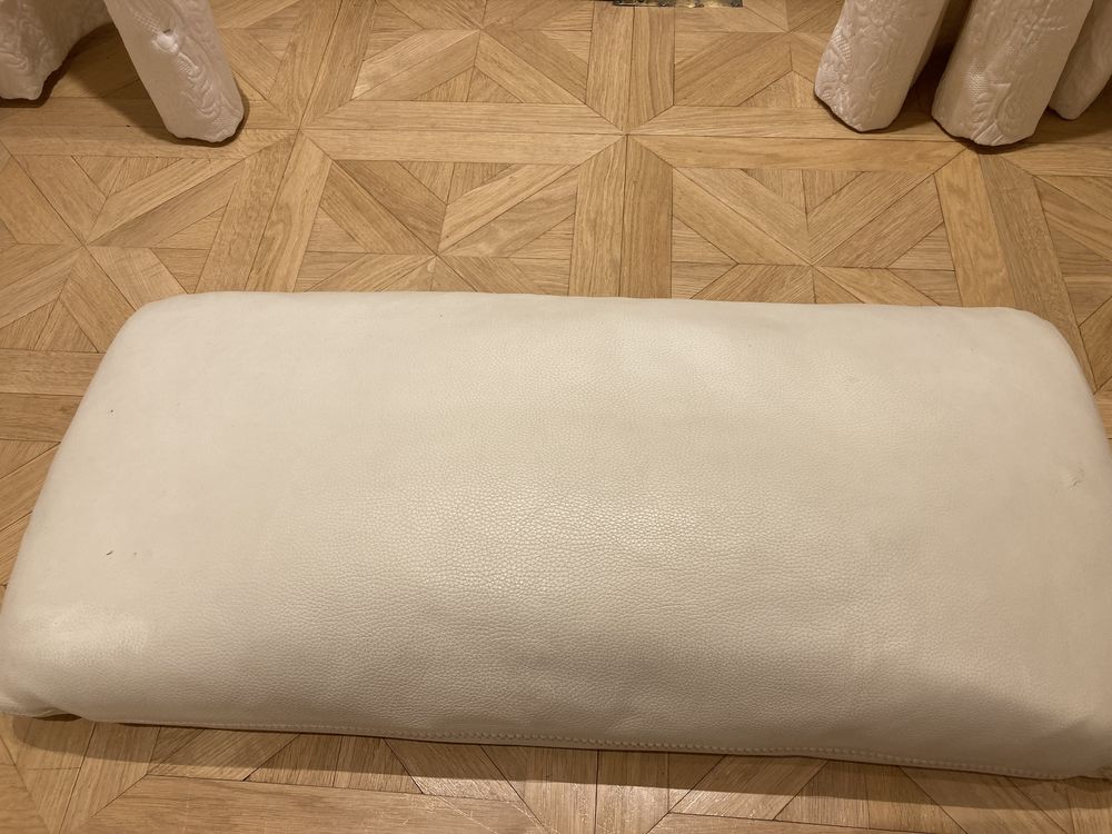 Coussin cuir 15 Annecy (74)