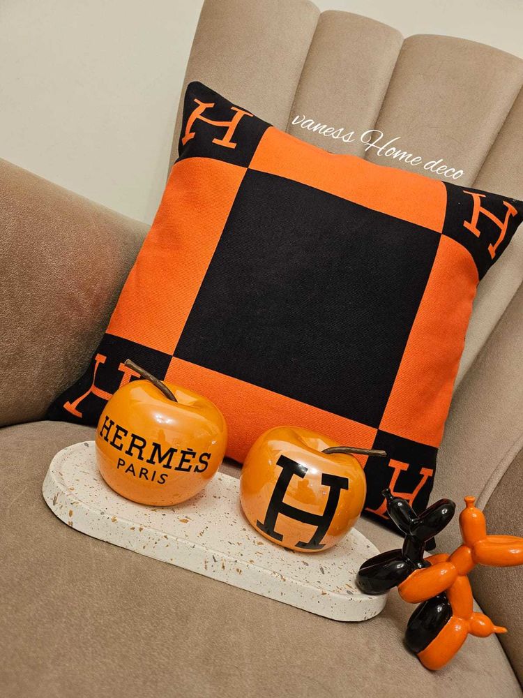 coussin deco neuf 100%coton 30e l'unit� 30 Les Lilas (93)