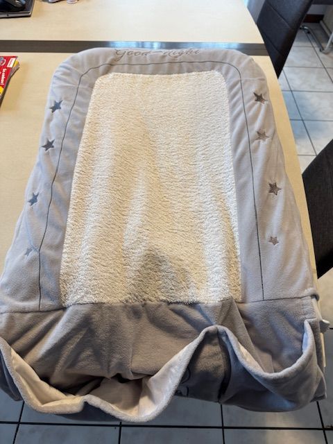 Coussin � langer pour b�b� 10 Frasne (25)