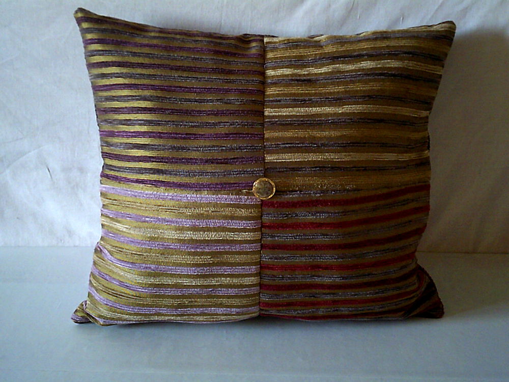 Coussin velours violet fait main 25 Auch (32)
