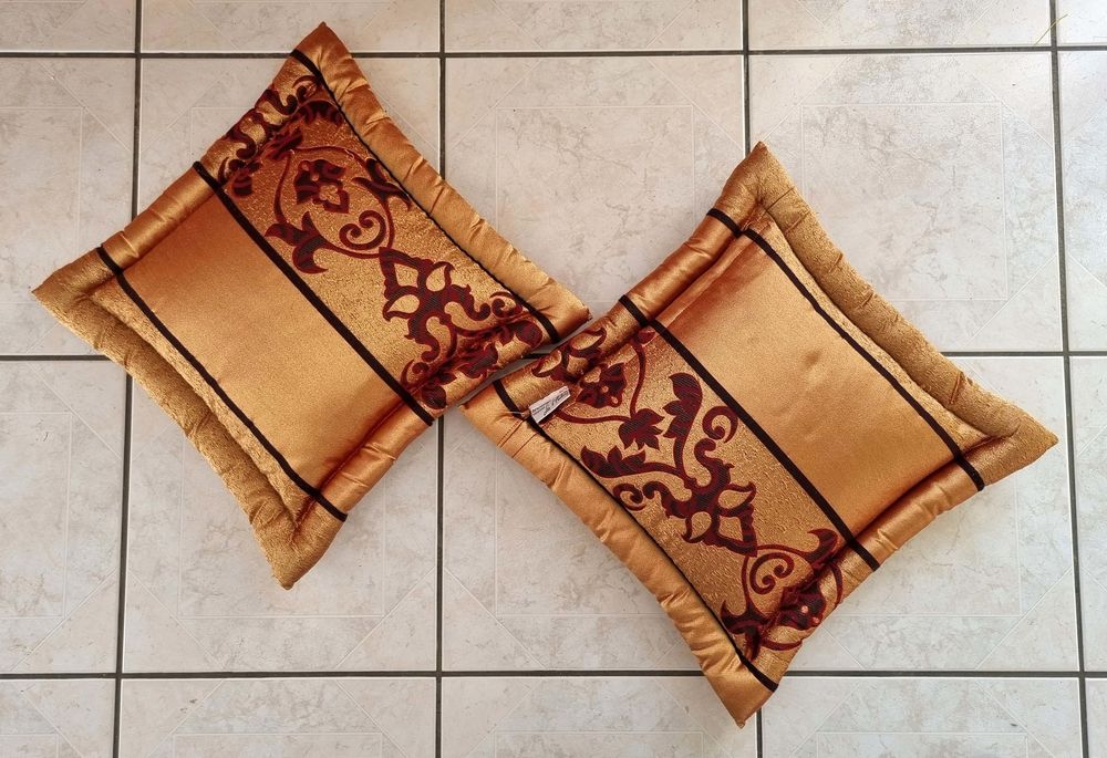 COUSSINS   LES COORDONN�S DE LA MAISON Cr�ation L�a D'Aubray 30 Courseulles-sur-Mer (14)