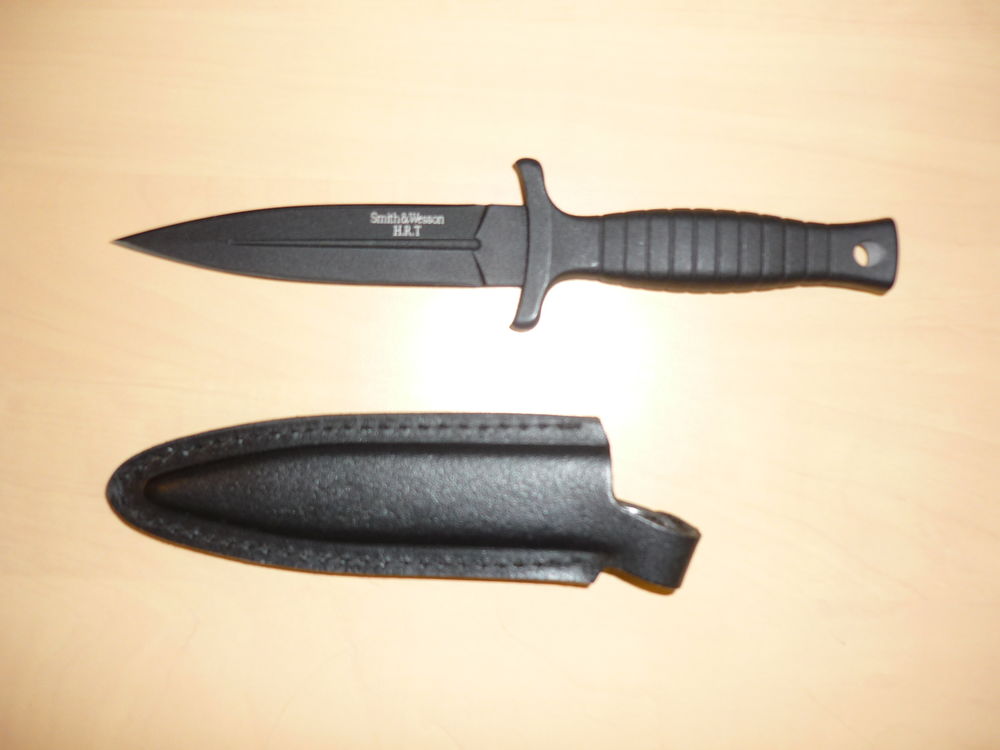 Couteau de botte dague courte Smith & Wesson modèle HRT 30 Mérignac (33)