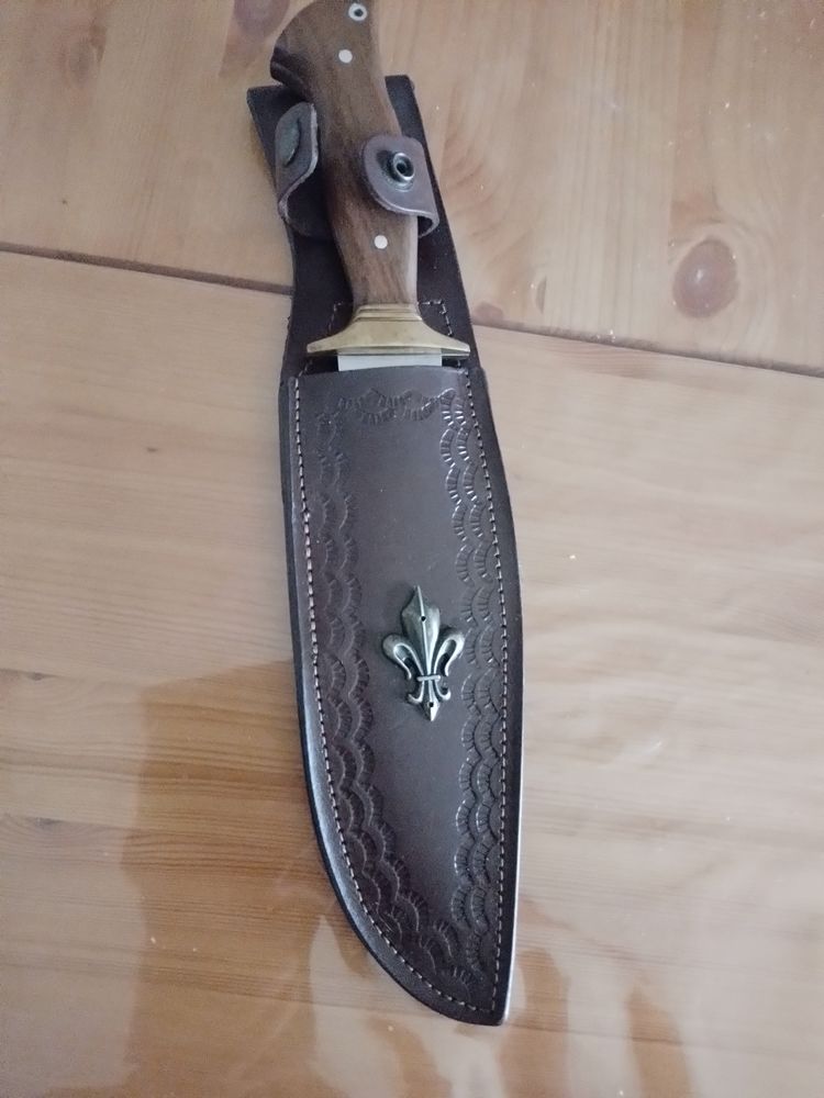 Couteau de chasse 70 Toulon (83)