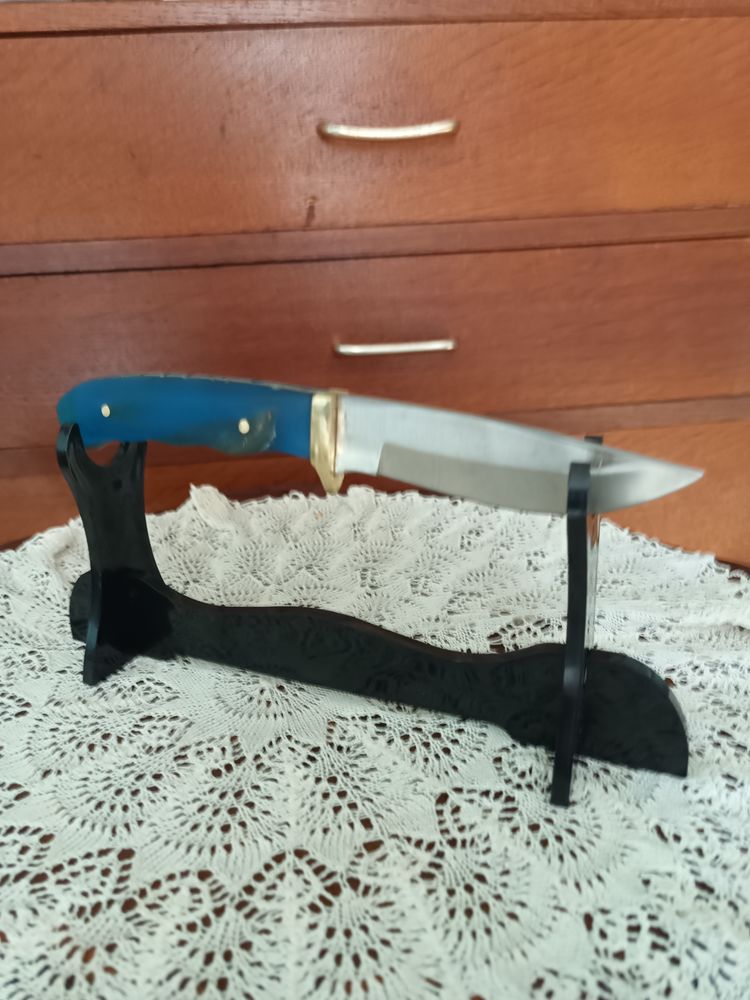 Couteau  Chasseur Artisanal (R�sine & corne) 180 Lascaux (19)