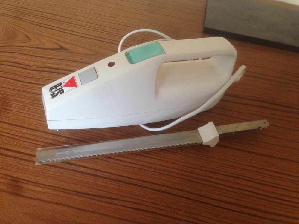 couteau �lectrique 5 La Romagne (49)