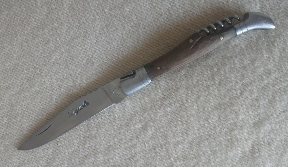 Couteau Laguiole avec tire-bouchon 89 La Courneuve (93)