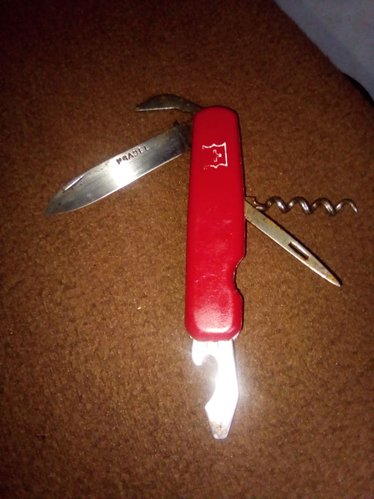 Couteau suisse 2 Beauvais (60)