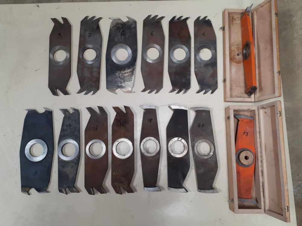 Couteau a tenonner 280 Fouch�res (89)