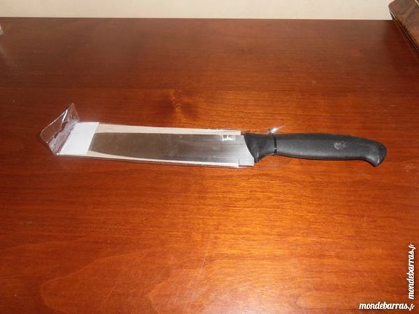 Couteau (54) 3 Tours (37)